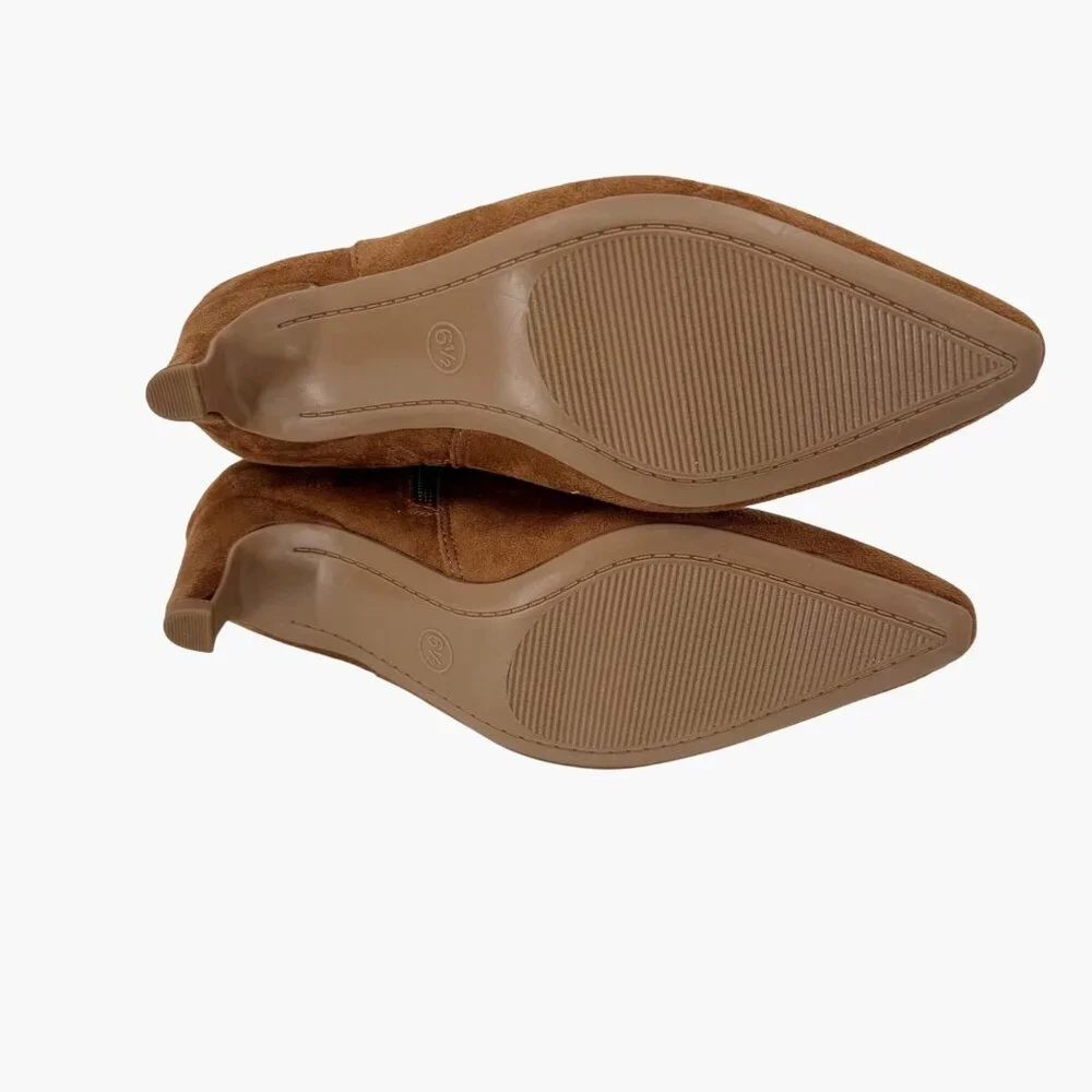NEW Universal Thread Taylor Kitten Heel Ankle Boots - Tan - Size 6.5